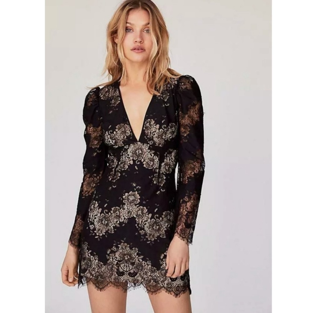 Saylor Lourdes Black Nude Lace Plunge Neck Mini Dress Long Sleeve Small S NWT